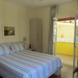 Guest house Casa Inglesa 2*