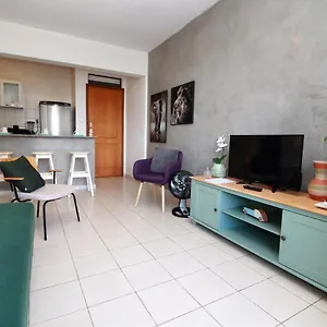 Lägenhet Apartamento Em Frente Ao Shopping Itaigara - Salvador