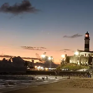 100 Axé Bahia Próximo Ao Farol Da Barra Wifi 300 Mega Apartamento Salvador de Bahía